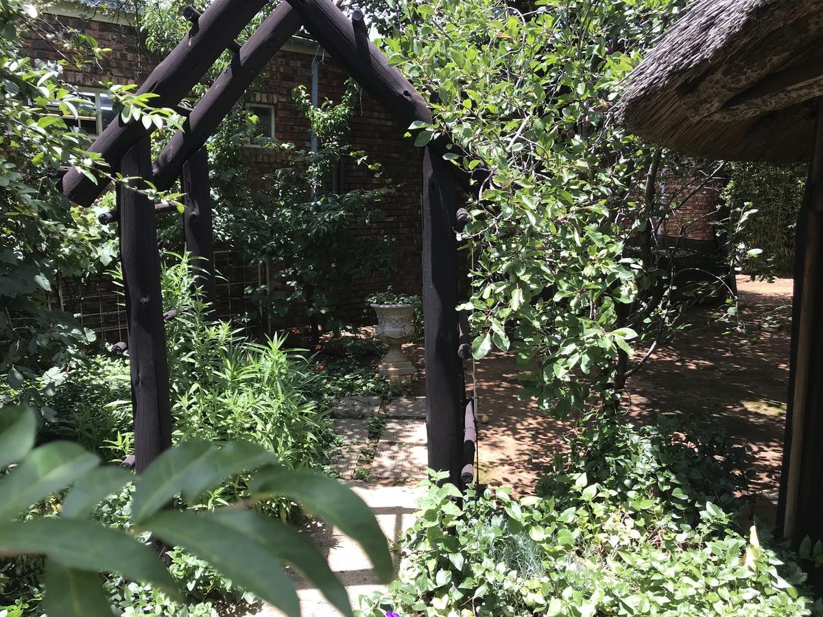 Rosewood Corner, Clarens Bed and Breakfast Εξωτερικό φωτογραφία