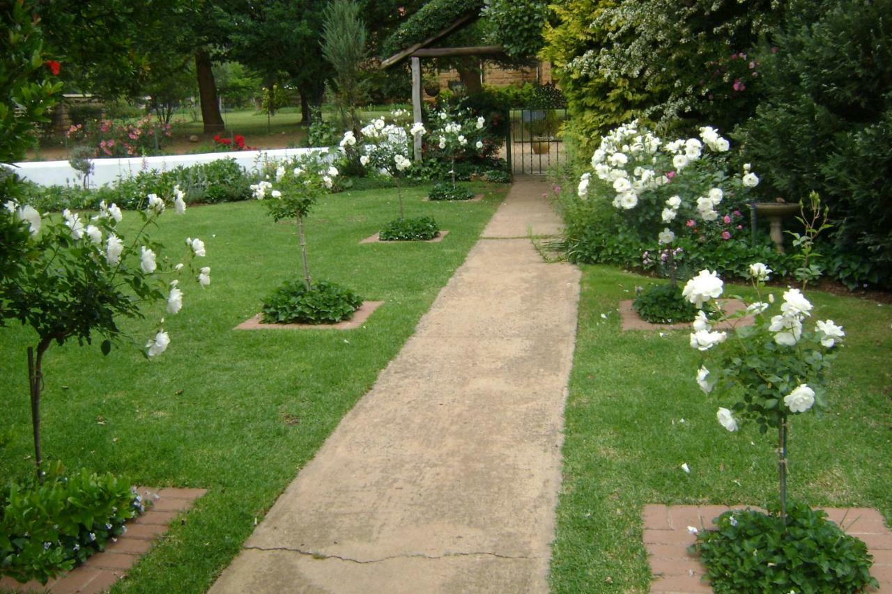Rosewood Corner, Clarens Bed and Breakfast Εξωτερικό φωτογραφία